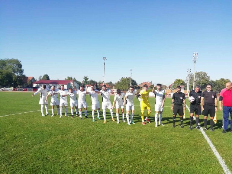 A fehér mezes Vecsés fölényes, hétgólos győzelmet aratott Nagykátán
