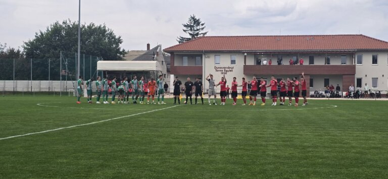 Nem született gól a Dunavarsány (piros-feketében) és a Biatorbágy szerdai mérkőzésén