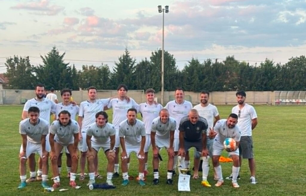 Az újonc Újhartyán a II. osztályú Bajnokok Tornája megnyerésével hangolt az új évadra (forrás: Surman Viktor)