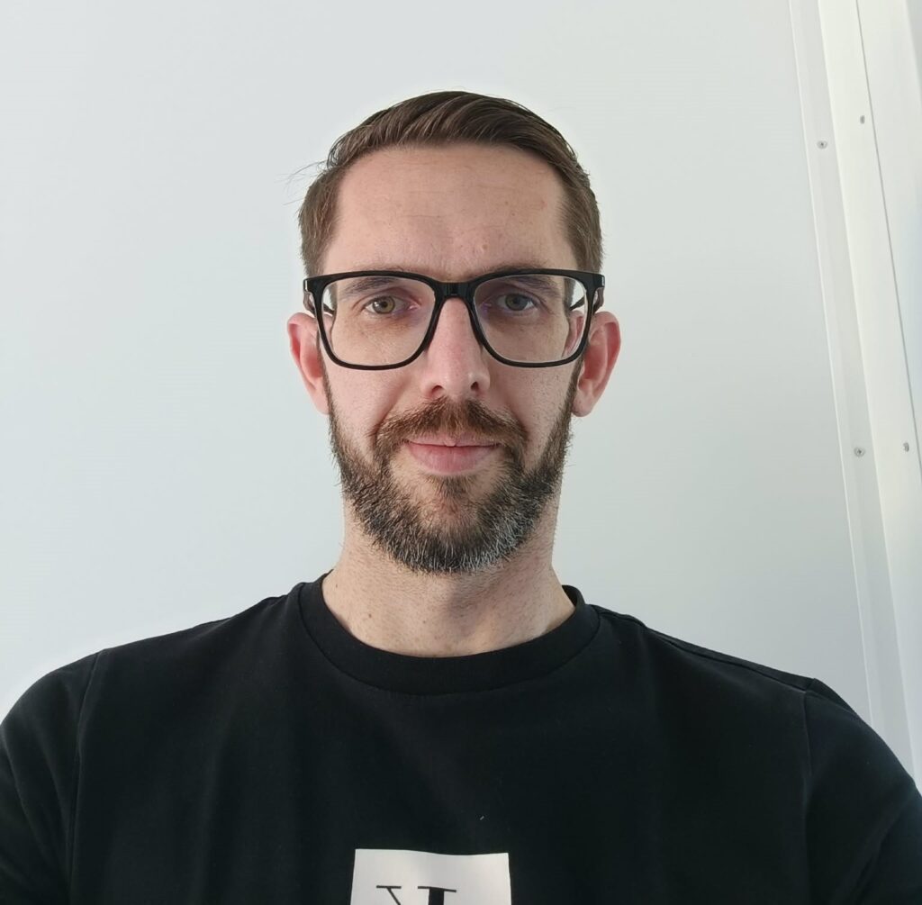 Bera Balázs Szendehelyről érkezett Váchartyánba
