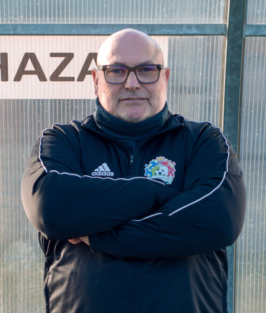 Pintér Péter az újjáalakuló felnőttek mellett az U19-eseket is irányítja